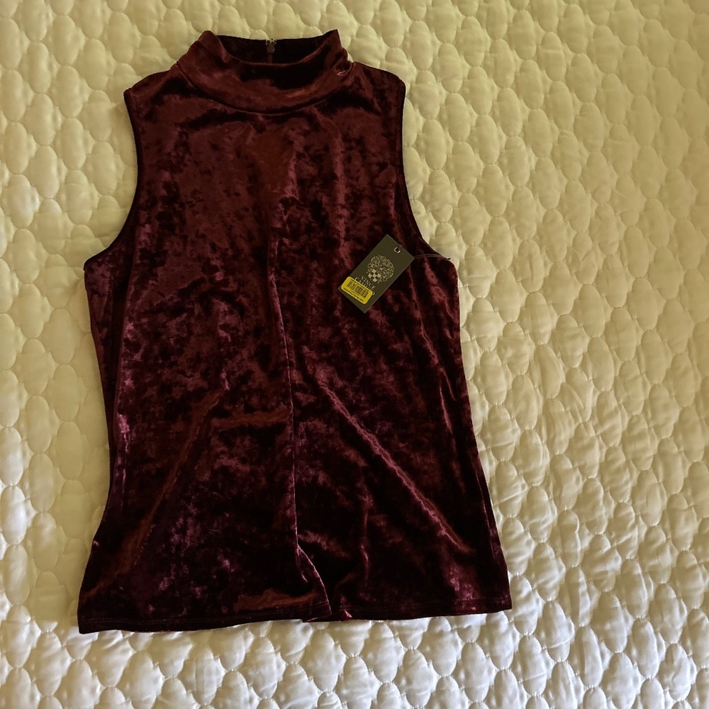 Vince Camino Velvet top